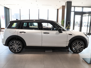 MINI CLUBMAN 改款 2.0T COOPER S 2023款 鉴赏家