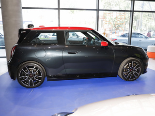 {电动MINI COOPER}图片