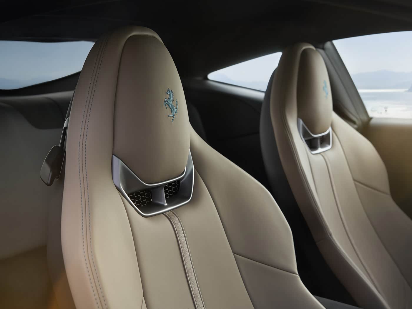 法拉利Amalfi图片