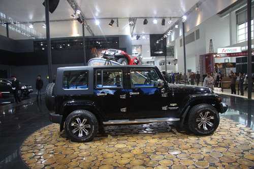 吉普Jeep 牧马人Sahara(撒哈拉)