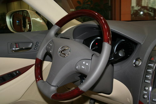 雷克萨斯ES内饰