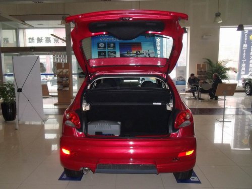 207两厢“拉风版”