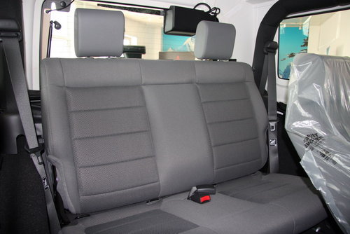 牧马人Rubicon（罗宾汉）2门版