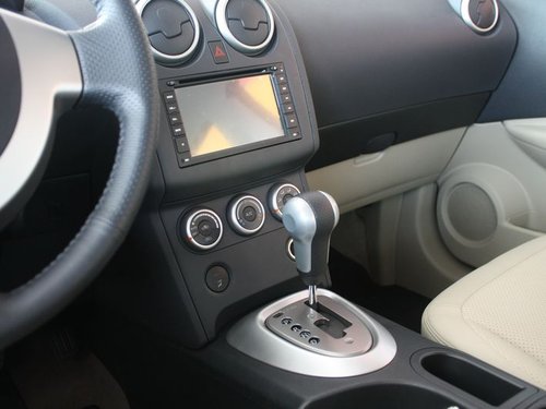 东风日产 逍客 2010款中控