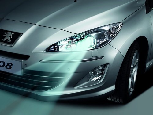 东风标致 408三厢