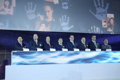 东风标致408发布会