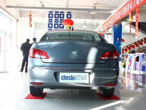 东风标致 408 2.0L ATMT 尊贵版