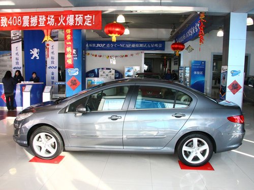 东风标致 408 2.0L ATMT 尊贵版