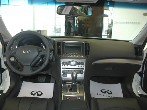 英菲尼迪 2010款G37 Sedan中控