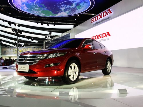 广汽本田 Accord Crosstour 外观
