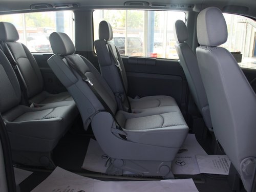 福建戴姆勒-奔驰 