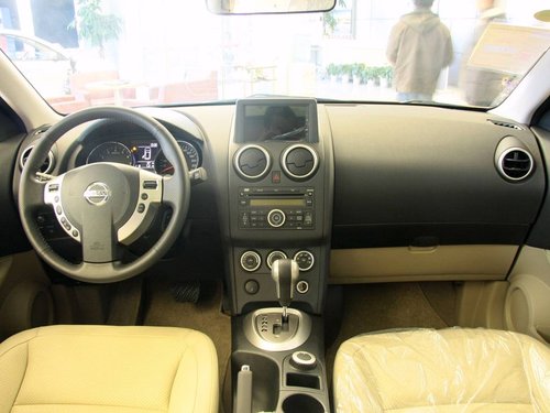 东风日产 新逍客中控