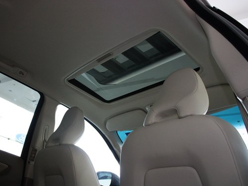 沃尔沃(进口) XC90中控局部