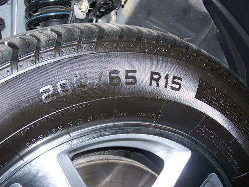 比亚迪 F6 轮胎轮毂 