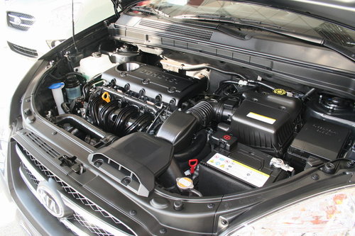 起亚 新佳乐 发动机