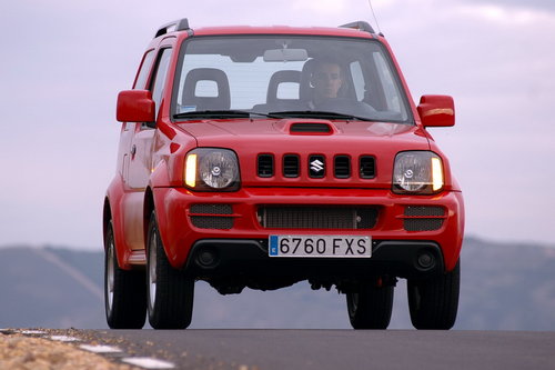 辽宁牧欧携铃木全系车型亮相汽车展销会