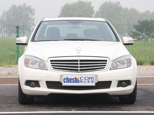 北京奔驰  C 180 K 车头正面视角