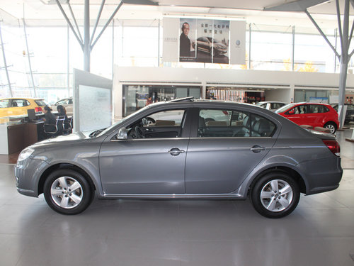 上海大众 朗逸 1.6 MT 车辆左正侧视角