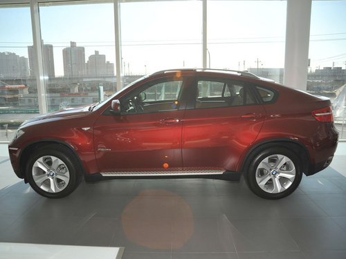 宝马(进口) X6 xDrive35i 车辆左正侧视角