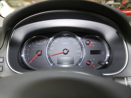 青岛 东风日产 天籁