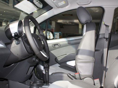 雪佛兰 SPARK内饰