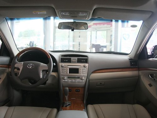 凯美瑞 240G 豪华周年纪念版 2011款 试驾