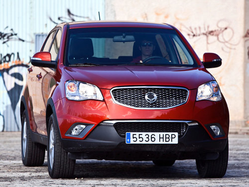 双龙汽车  柯兰多 2.0T MT