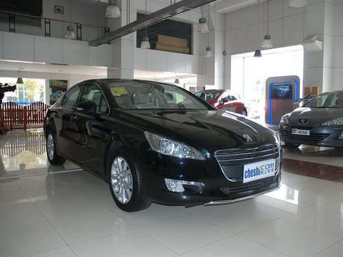 东风标致  508 2.3 AT 车辆右侧45度角