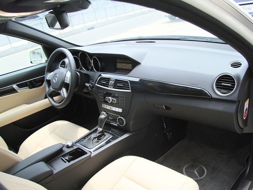 北京奔驰  C200 CGI 1.8T AT