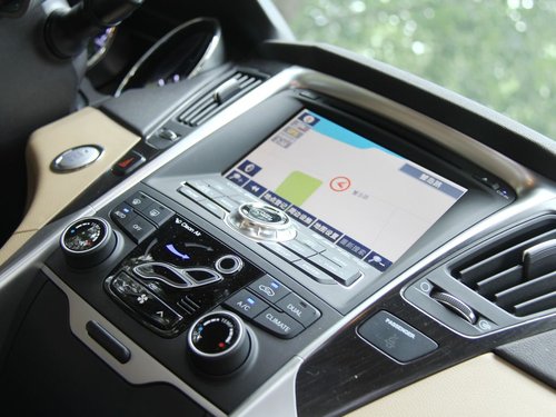 北京现代  第八代索纳塔 2.0 GLX AT