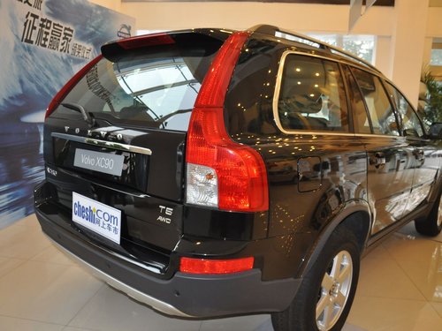 沃尔沃(进口)  XC90 2.5T AT 车辆右后大灯45度视角