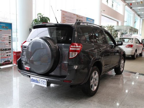 郑州购丰田RAV4综合优惠3万 有现车供应