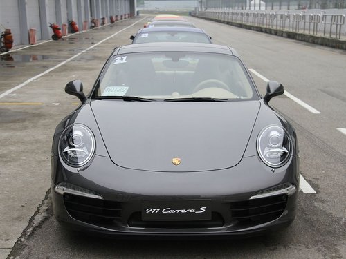 保时捷  911 Carrera S 3.8 PDK