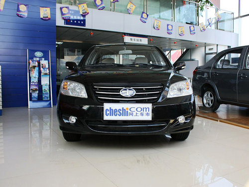 天津一汽  1.3L MT 車頭正面視角