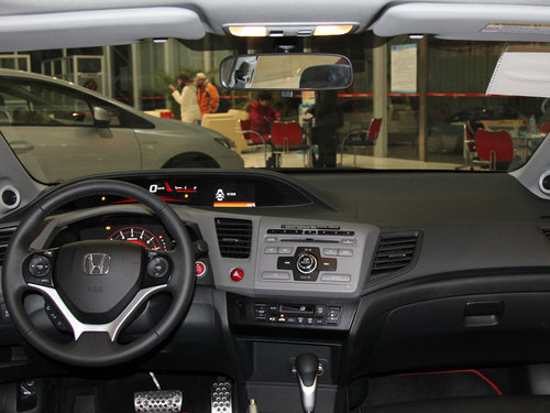 河南双仪东风本田4S店 第九代思域