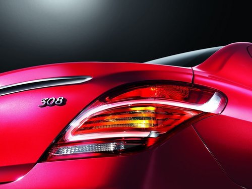 东风标致  308 2.0 AT