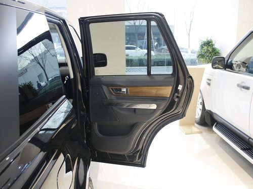 路虎  揽胜运动版 5.0 V8 NA HSE AT 右后车门正视图