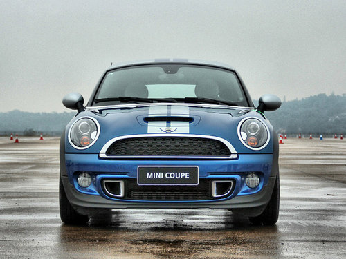 MINI  COUPE 1.6T AT