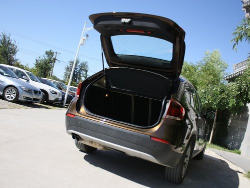 华晨宝马  X1 xDrive20i 2.0T AT