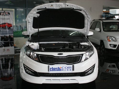 东风悦达起亚  K5 2.0 Premium AT 车辆发动机舱整体