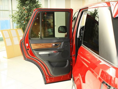 路虎  5.0 V8 NA HSE 左后车门正视图