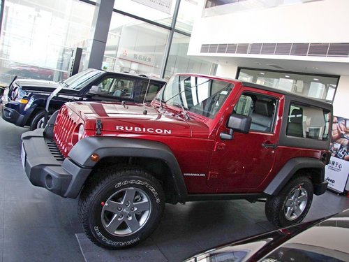 Jeep吉普  牧马人 3.6L AT 车辆左正侧视角