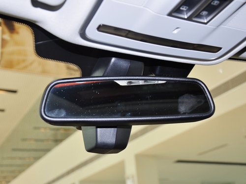 路虎  揽胜 5.0 V8 后视镜特写