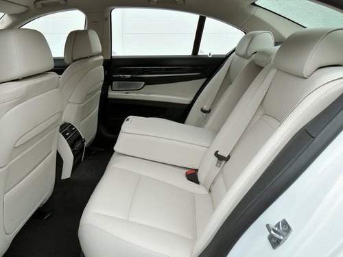 宝马(进口)  宝马7系 730Li 3.0L AT