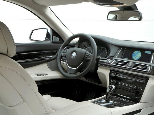 宝马(进口)  宝马7系 730Li 3.0L AT