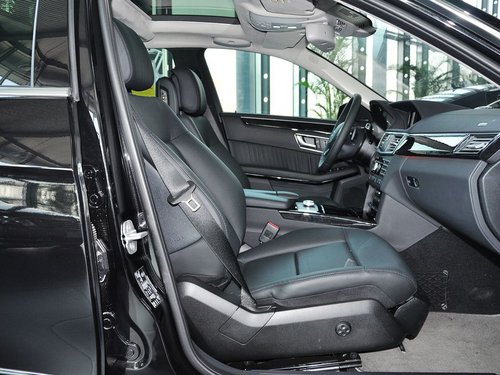 北京奔驰  E300L 3.0L AT 副驾驶座椅正视图