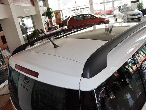 斯柯达(进口)  1.8T DCT 车顶后部