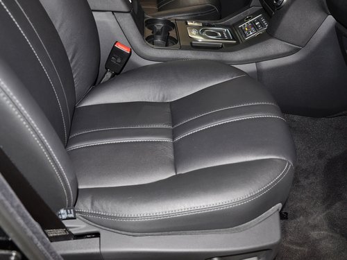 路虎 第四代发现 3.0T AT