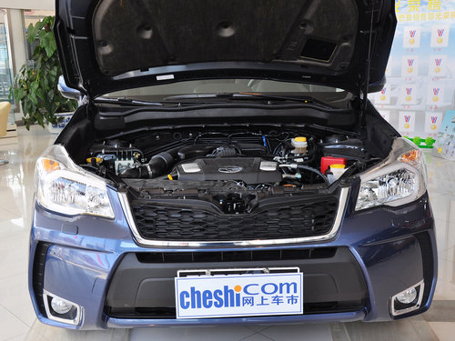 斯巴鲁  2.5L CVT 发动机局部特写