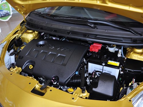 一汽丰田  1.6GL-i 自动 发动机主体特写